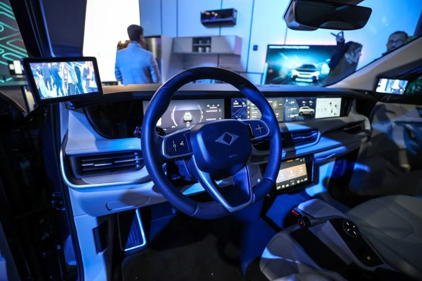 İlk yerli otomobil banttan indi; Erdoğan "Anadolu Ateşi" kırmızısını kullandı - Resim: 4