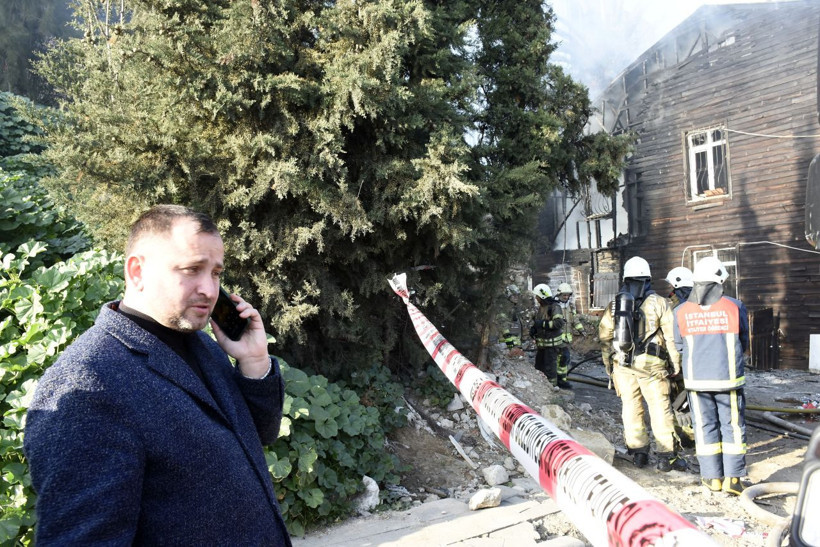Beyoğlu'nda cami lojmanında yangın - Resim: 1
