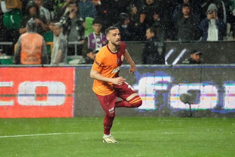 Galatasaray'dan çifte transfer bombası, Yeni Sacha Boey ile anlaşıldı - Resim: 3