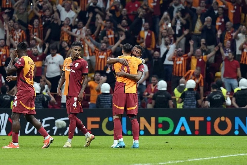 Napoli'den Osimhen telefonu! İbrahim Hatipoğlu'nu aradı, görüşmeye İstanbul'a geliyorlar - Resim: 4