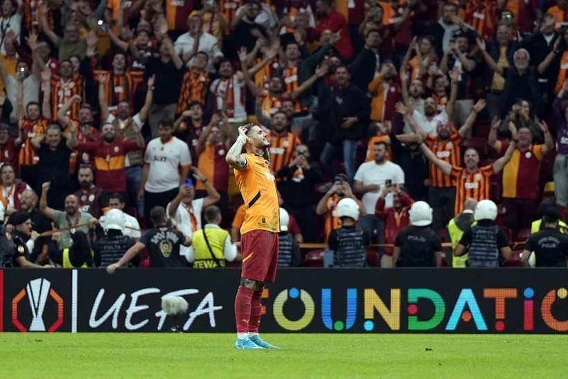 Napoli'den Osimhen telefonu! İbrahim Hatipoğlu'nu aradı, görüşmeye İstanbul'a geliyorlar - Resim: 3
