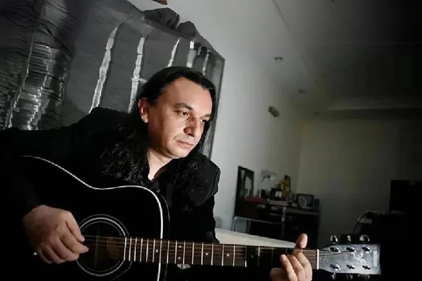 Kurtlar Vadisi dizisinin müzikleriyle hafızalara kazınmıştı! Gökhan Kırdar apar topar hastaneye kaldırıldı! - Resim: 3