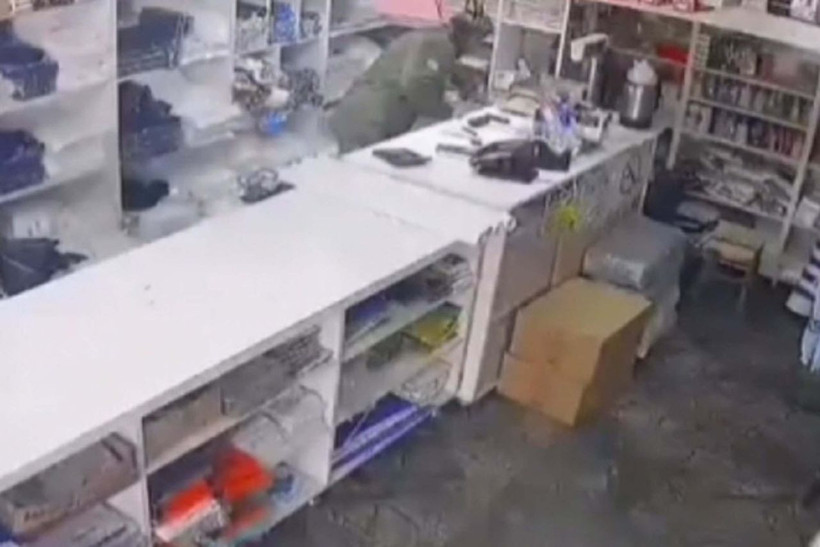 Cezaevinden izinli çıkıp hırsızlık yaptı; o anlar kamerada - Resim: 3