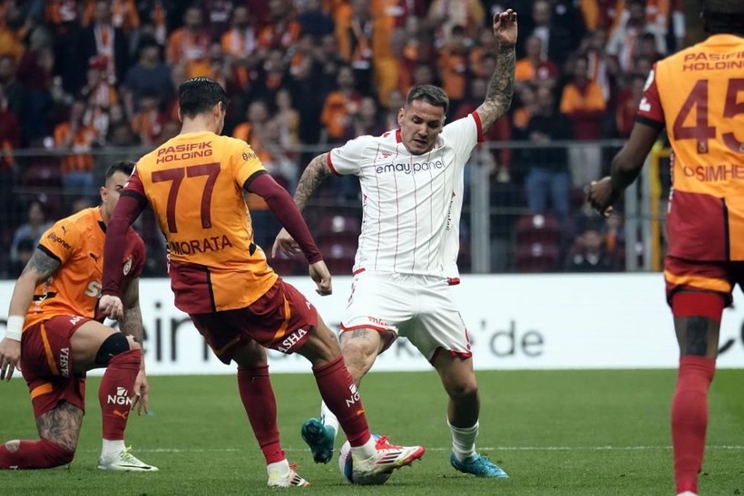 Galatasaray, Sivasspor’u 4-1’le geçti! Victor Osimhen’den 2 gol, Torreira ve Barış Alper’den 1’er gol! - Resim: 3