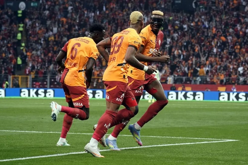Galatasaray’dan tarihi hamle: Victor Osimhen için 66 milyon euro hazır! - Resim: 2
