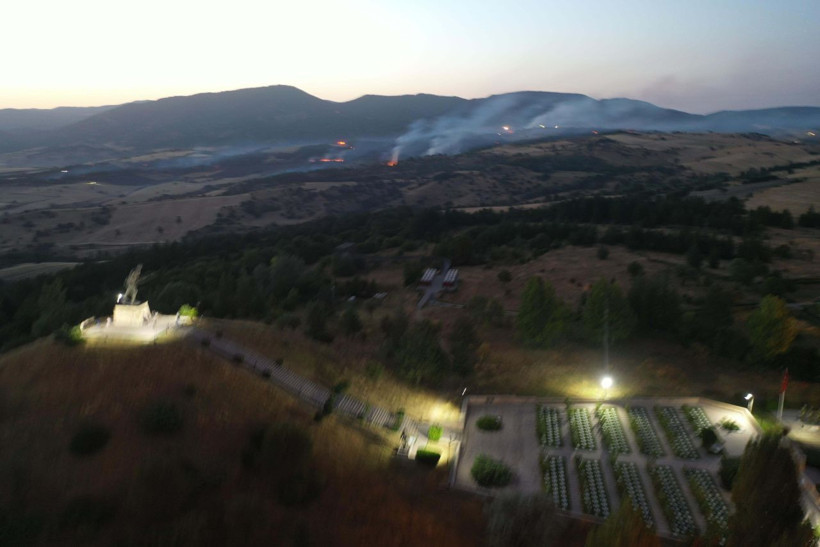 Kütahya’daki orman yangınında 6 hektar alan zarar gördü - Resim: 1