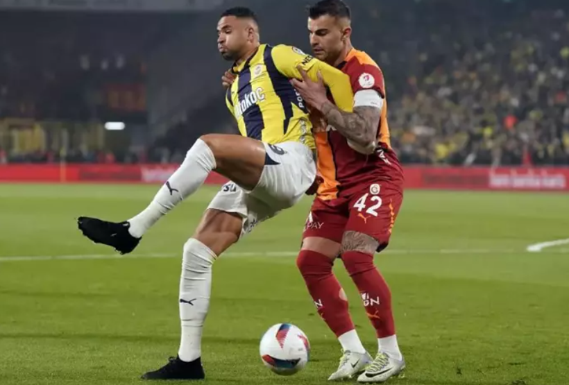 Jose Mourinho 2 yıldız ismi takımdan kovdu; Sezonun bitmesini bekleyemedi - Fotoğraf: 2