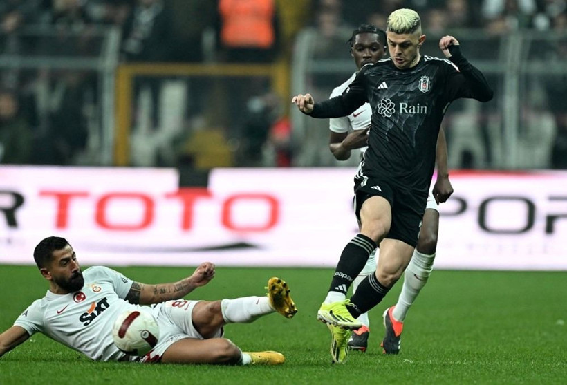 Eski hakemlerden flaş 'penaltı' yorumu: Beşiktaş G.Saray derbisine damga vuran pozisyon! - Resim: 1