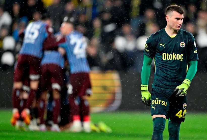 Fenerbahçe'de 18 isim gidiyor; Böylesi ilk kez görülüyor - Resim: 3