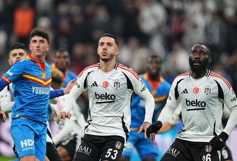 Beşiktaş'ta "sözleşme feshi" iddiası: Taraftarın protestosu sonu oldu - Resim: 2