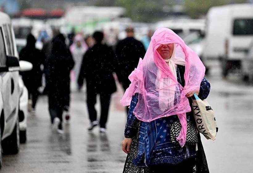 Meteoroloji'den 16 il için sarı kodlu uyarı: Bugün tüm ülkede yağış var - Resim: 1