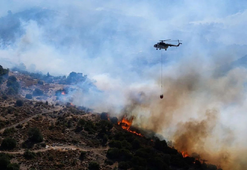 Türkiye'nin birçok noktasında alevlerle mücadele sürüyor - Fotoğraf: 11