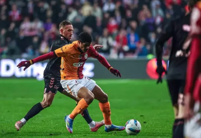 Galatasaray'da Gabriel Sara için rekor bonservis; Daha önce böyle teklif gelmedi - Resim: 2