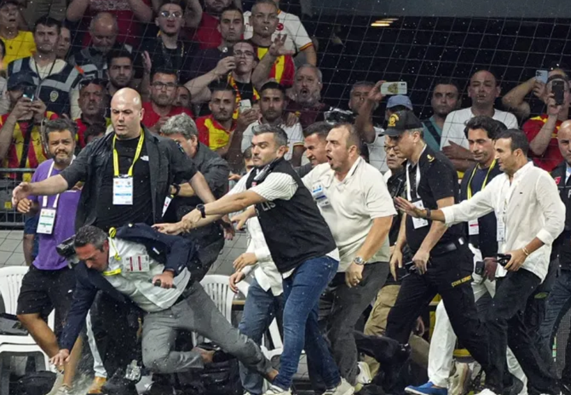 Dikkat çeken detay ortaya çıktı! Fenerbahçe Başkanı Ali Koç'a saldıran şahıs gözaltına alındı - Resim: 3