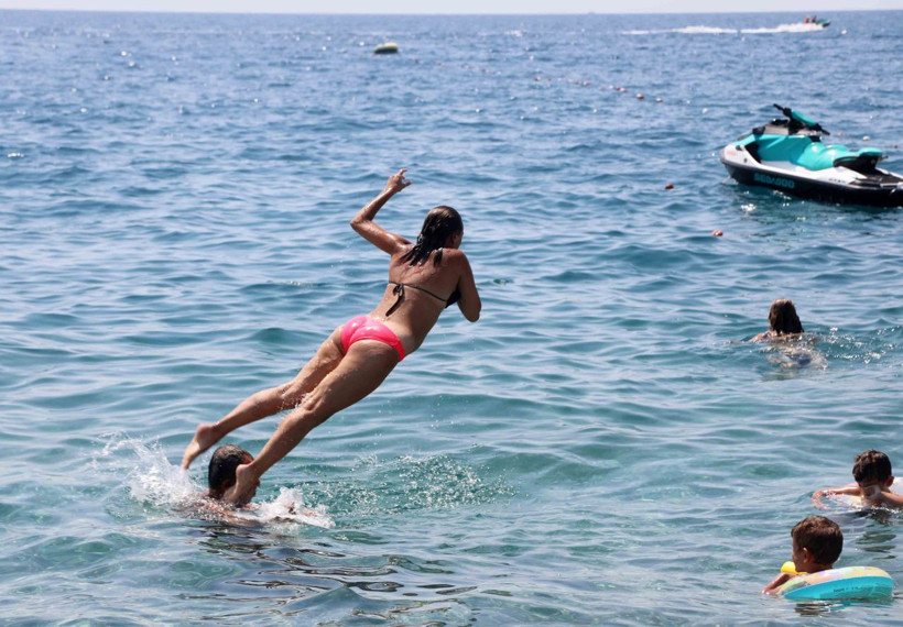 Antalya'da nem yüzde 80'e ulaştı, sahiller doldu - Resim: 3