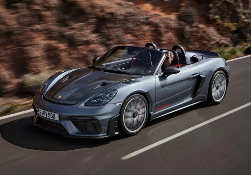 Porsche 718 Spyder RS tanıtıldı; Bu modelde bir ilk gerçekleşti - Resim: 3