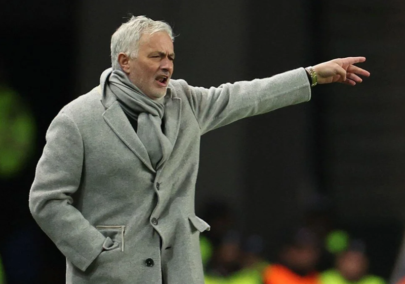 Fenerbahçe'de Mourinho-Maximin krizi derinleşiyor! "İllegal şekilde verileri paylaşıyor!" - Fotoğraf: 2