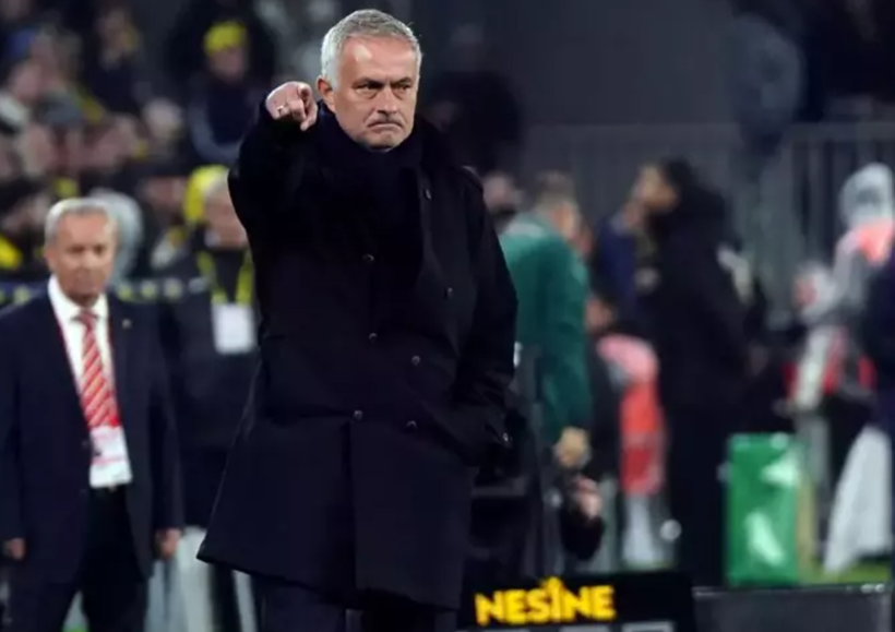 Fenerbahçe'de Saint-Maximin krizi: Kulağının çekilmesi gerek! - Fotoğraf: 8