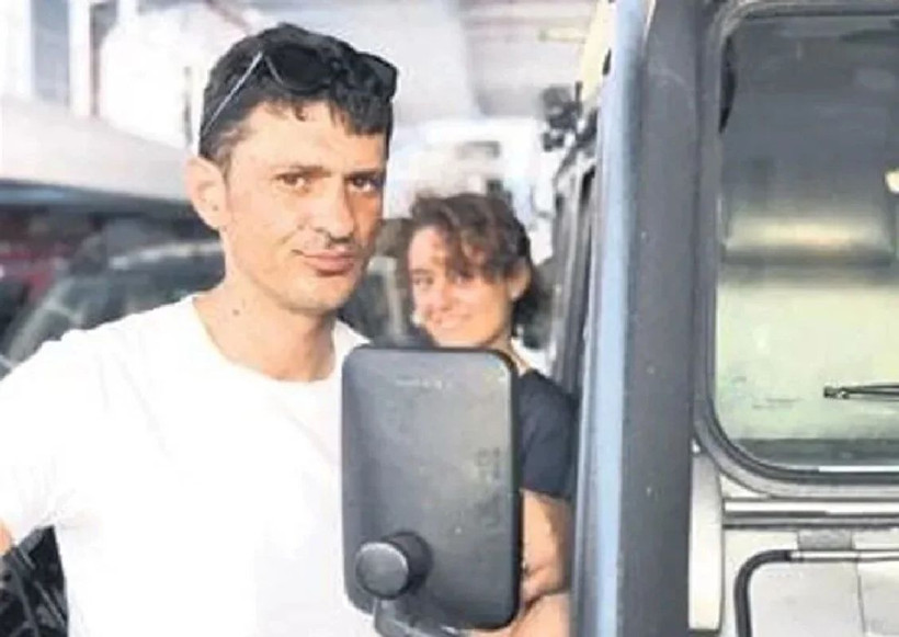 Kadıköy’deki bit pazarında bıçaklı dehşet: İtalyan şefin oğlu yaşam mücadelesi veriyor - Fotoğraf: 6