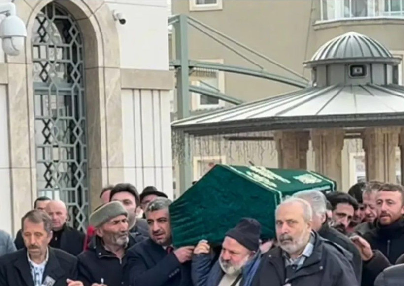 Yeşilçam'ın emektar ismi Necdet Kökeş son yolculuğuna uğurlandı - Fotoğraf: 3
