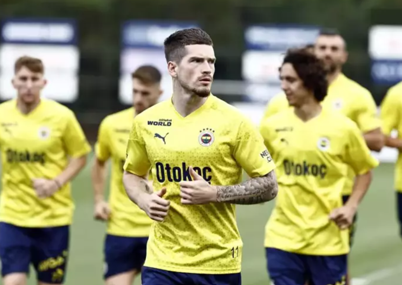 İsmail Kartal derbi öncesi 3 yıldızı kadro dışı bıraktı - Resim: 2