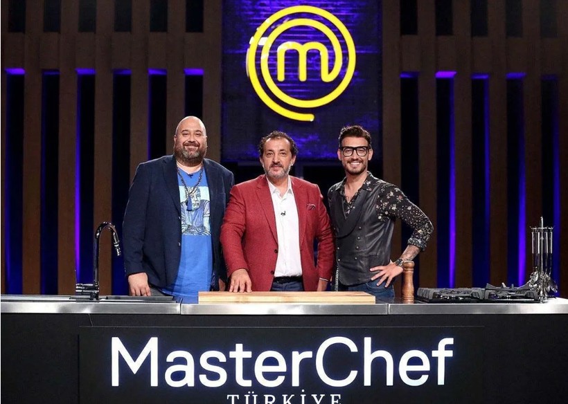 MasterChef Türkiye şeflerinin maaşları olay oldu; Duyan "Acun kesenin ağzını açmış" dedi - Resim: 1