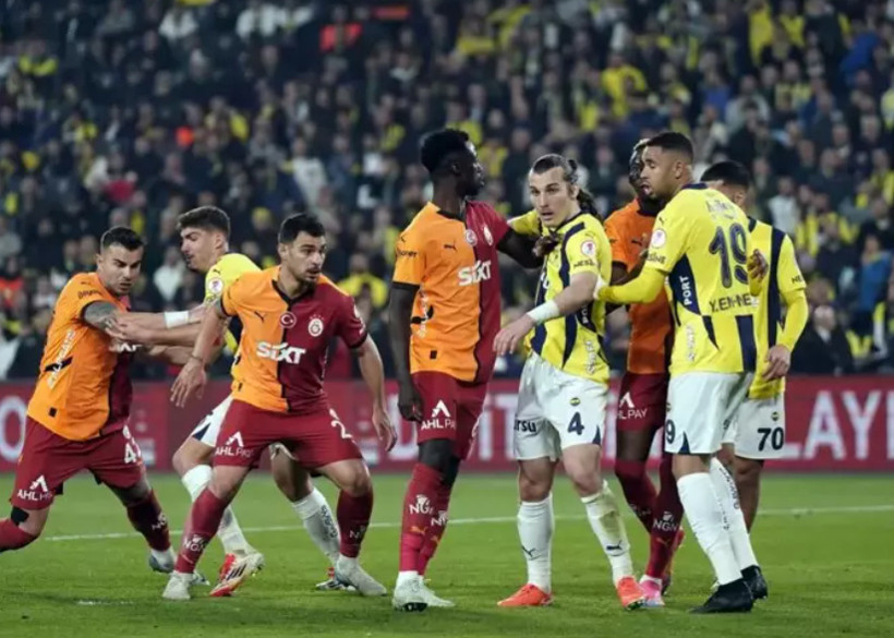 Jose Mourinho 2 yıldız ismi takımdan kovdu; Sezonun bitmesini bekleyemedi - Fotoğraf: 6