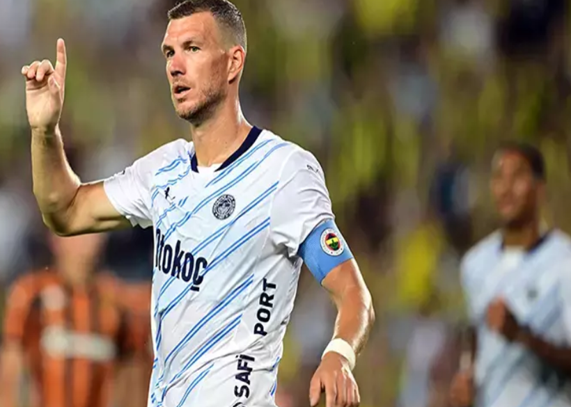 Ali Koç gitmesini istemedi, Mourinho gözünün yaşına bakmadan gönderdi - Resim: 4