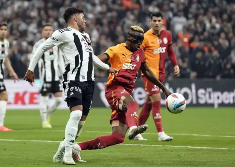Victor Osimhen transferinde olay; Galatasaray'ın yıldız ismi gözden çıkarıldı - Fotoğraf: 5