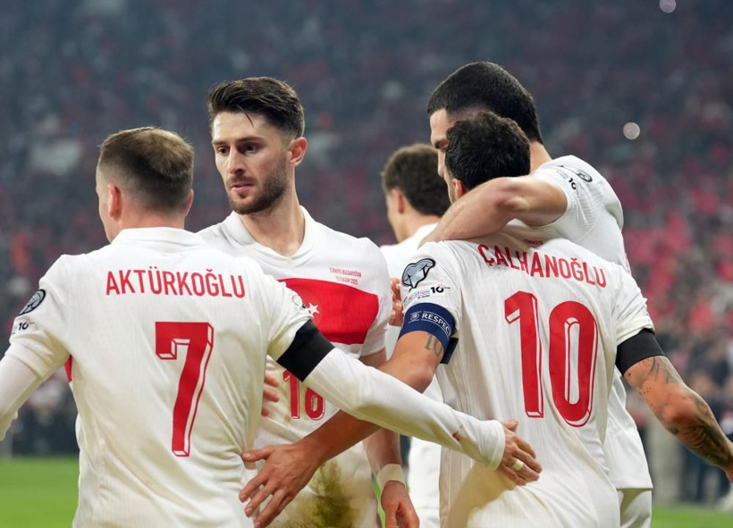 Hakan Çalhanoğlu play-off öncesi tehlikeye dikkat çekti: "Hocayla bunu konuşacağız" - Resim: 3