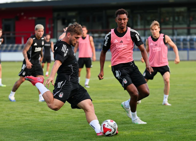 Beşiktaş yeni sezon hazırlıklarına devam etti - Resim: 4