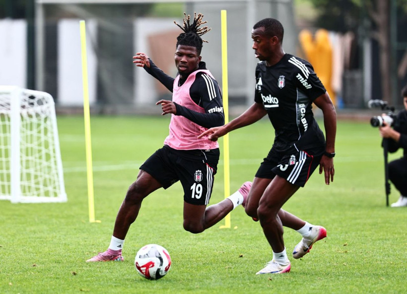 Sergen Yalçın derbi öncesi kararını verdi: Beşiktaş’ın stoper ikilisi belli oldu - Resim: 1