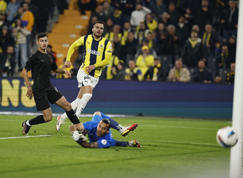 2 transfer tamam, 20 milyon euroluk stoper! Aymeric Laporte, Loic Badiashile, Hermoso ve Tuta derken... - Fotoğraf: 2