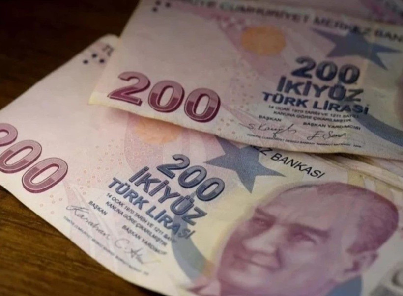 Emekli ve memura çifte müjde! Ek gösterge, zam, ikramiye ve sosyal desteklerde yeni dönem başlıyor - Resim: 2
