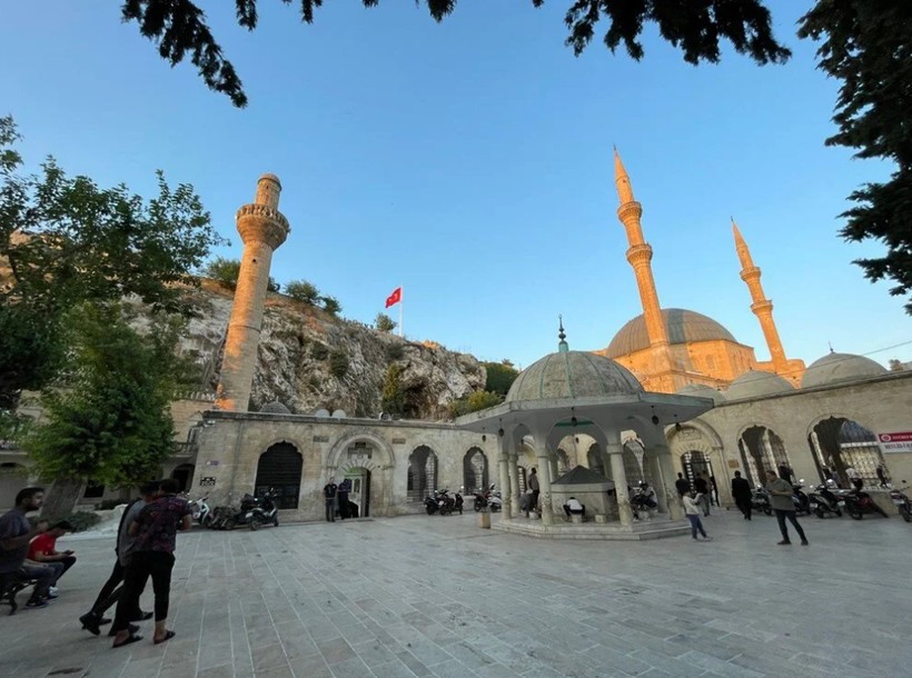 Yurtta bayram namazı coşkusu... Ayasofya’ya akın ettiler - Resim: 3