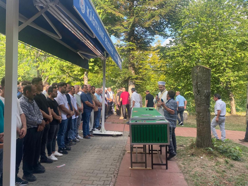 Kaçak ocakta ölen madenci toprağa verildi - Fotoğraf: 3