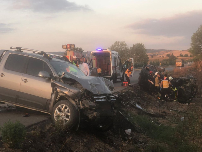 Eski belediye başkanı kazada öldü, eşi yaralandı - Fotoğraf: 3