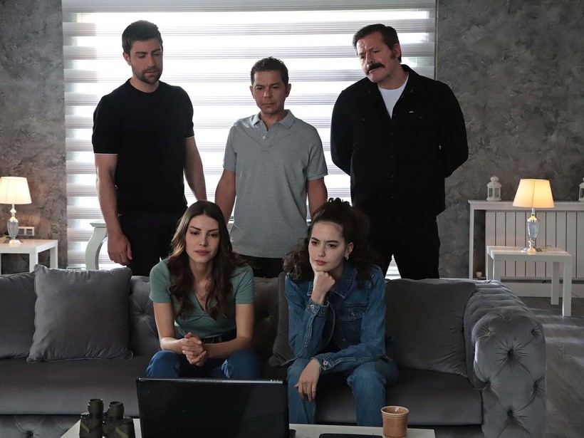 Teşkilat dizisinde başrol depremi yaşanıyor! Yeni bir ayrılık iddiası ortalığı karıştırdı! - Resim: 4