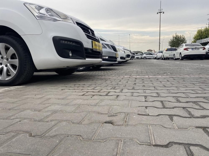 Otomobil almak isteyenleri uzmanı uyardı: 'Bu araçlar yarı fiyatına satılıyor' - Resim: 4