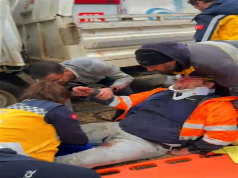 Gaziantep’te iki kamyonet çarpıştı - Resim: 2