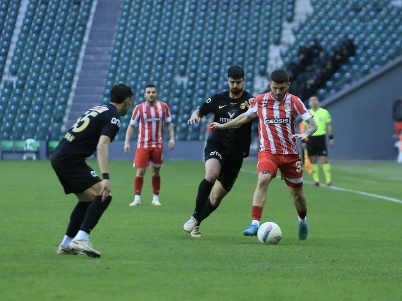 1. Lig'de 11 gollü maç: Boluspor'dan tarihi galibiyet - Resim: 3