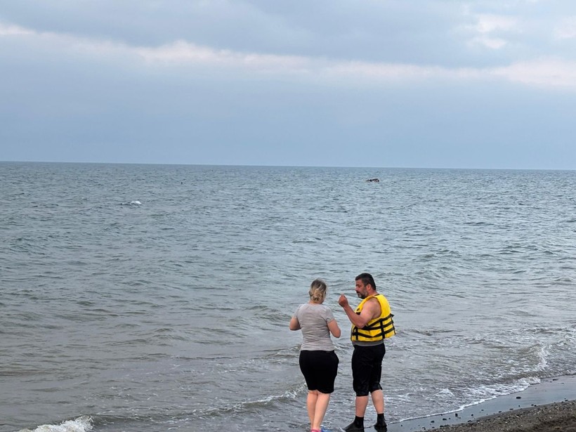 Samsun'da sandalları alabora olan 3 kişiyi ekipler kurtardı - Resim: 2