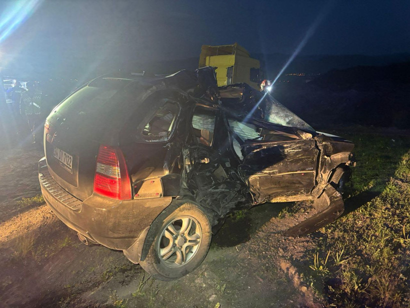 Ardahan’da cip ile TIR çarpıştı; 2 ölü, 2 yaralı - Resim: 1