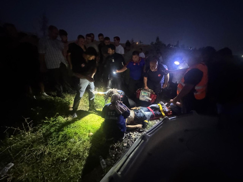 Köprüde kayboldu ihbarı yapıldı, nehirden çıkarılıp hastaneye kaldırıldı - Resim: 4