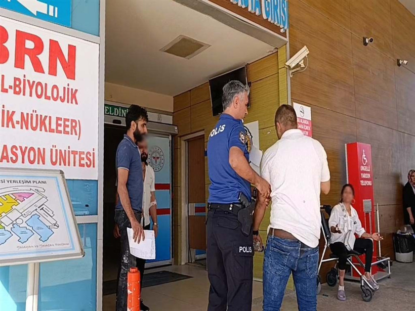 Parkta bıçakladığı kocasını elektrikli bisikletle hastaneye götürdü - Resim: 3