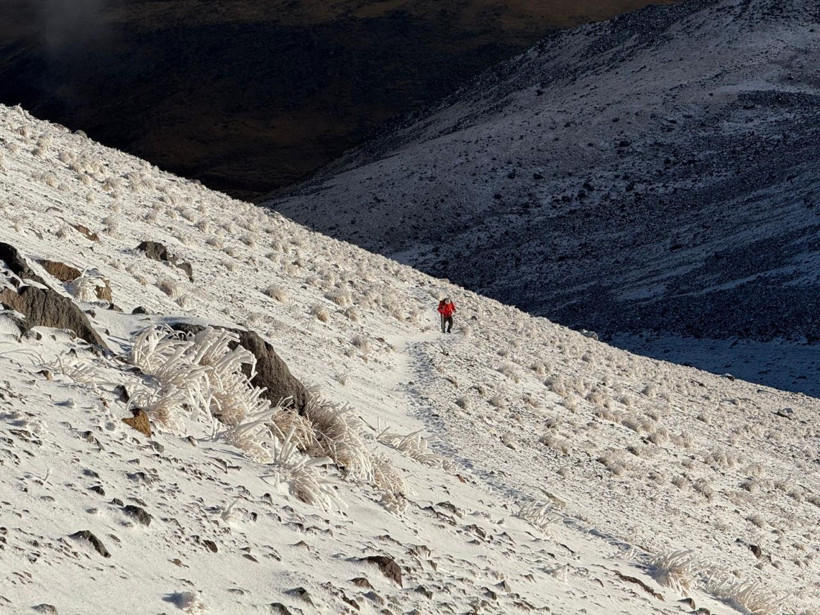 Hasan Dağı’nın zirvesine yağan kar, kartpostallık görüntüler ortaya çıkardı - Resim: 3
