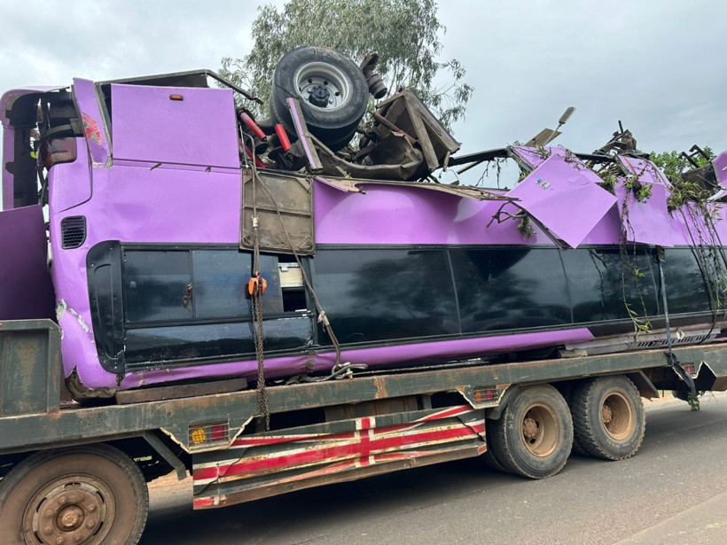 Kamboçya'da otobüs kazası: 13 ölü, 24 yaralı - Resim: 3