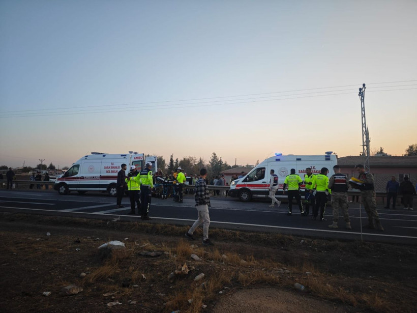 Mardin'de TIR ile otomobil çarpıştı: 1 ölü, 2 yaralı - Resim: 4