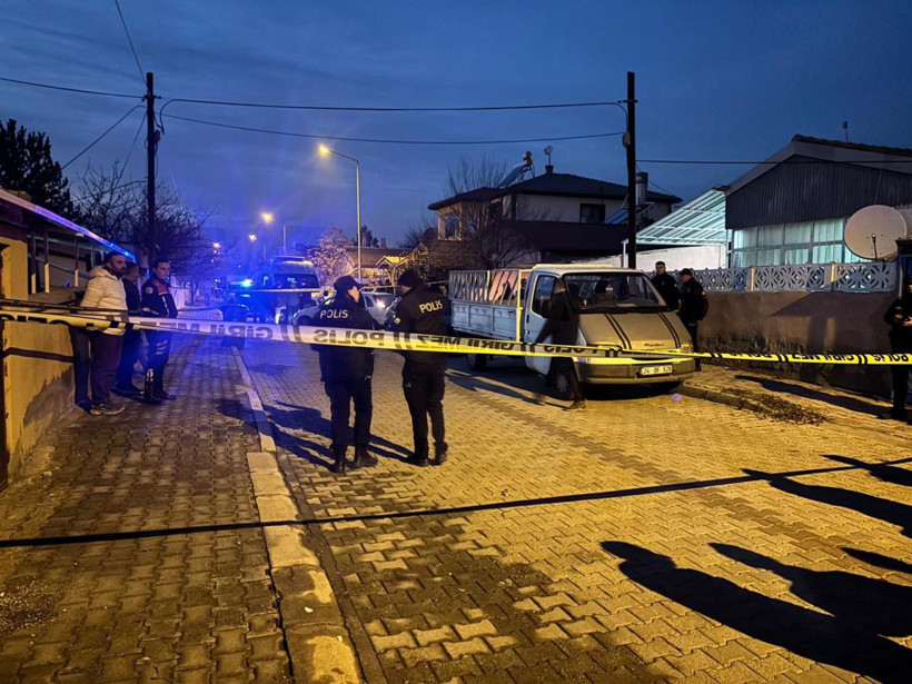 Erzincan’da baba ve oğlu evde ölü bulundu - Resim: 2