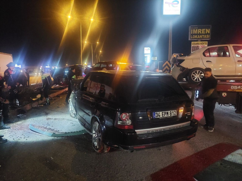 Balıkesir’de zincirleme kaza: 1 yaralı - Resim: 1